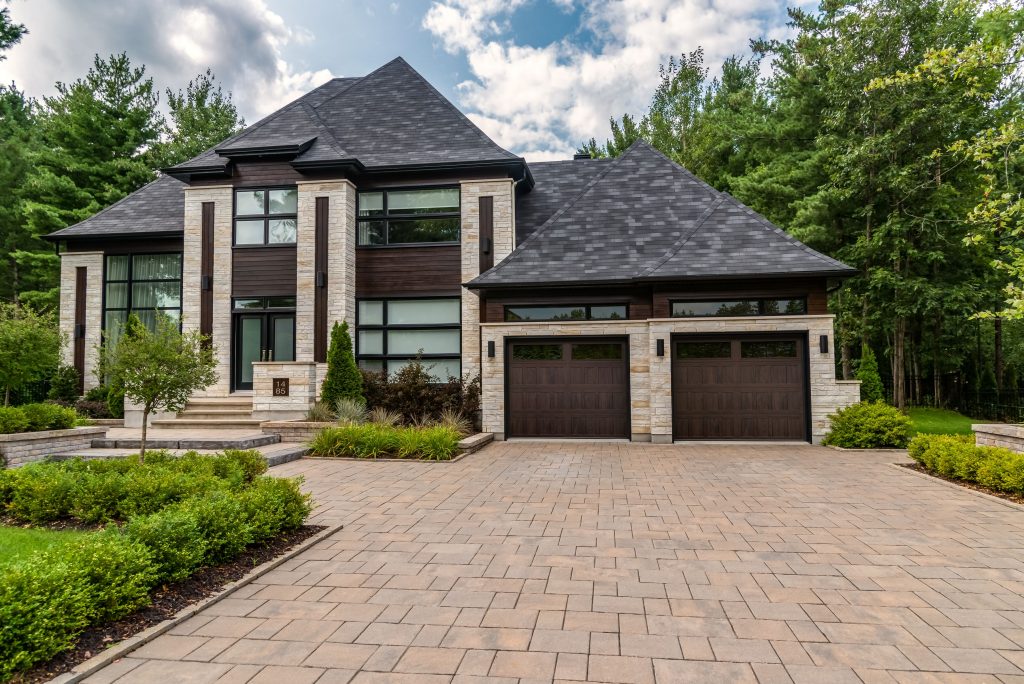 Chi Overhead Doors Stamped Shaker Garage Doors By Heritage